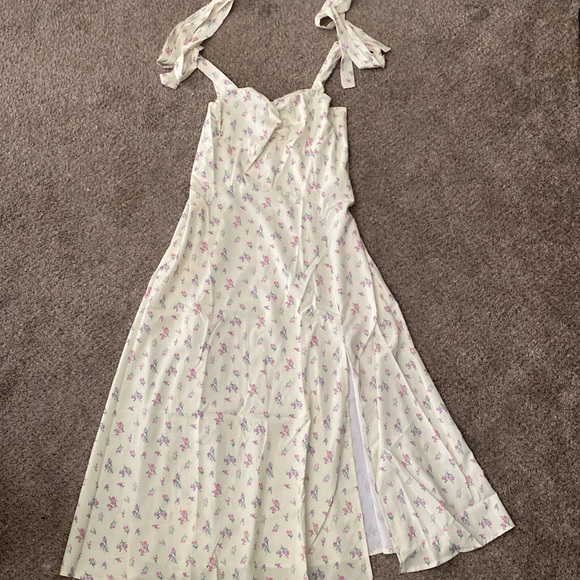 Bono Maxi Dress - Picture 2 of 3